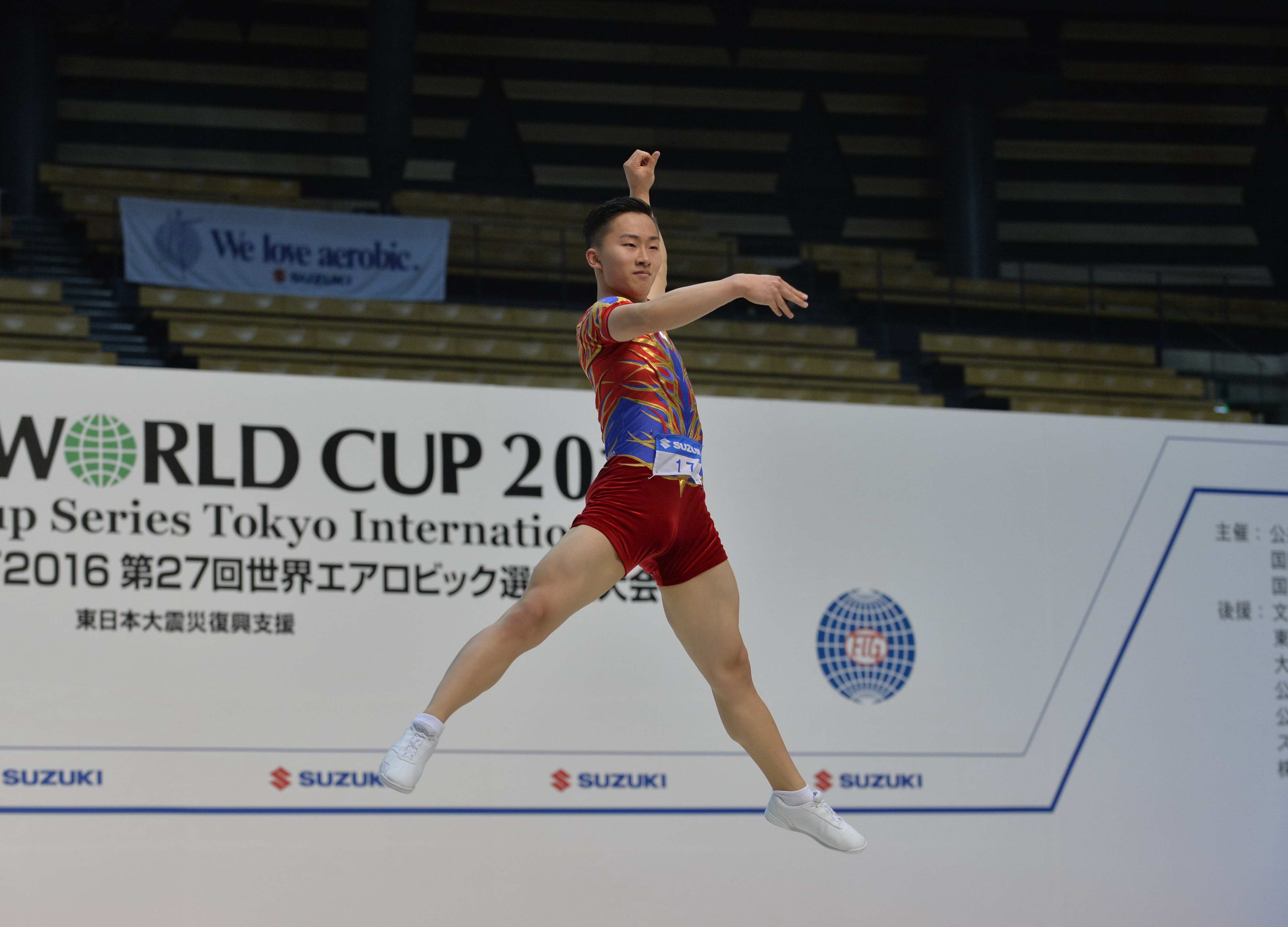World Gymnastics - News - Golden weekend for China at Suzuki Aero